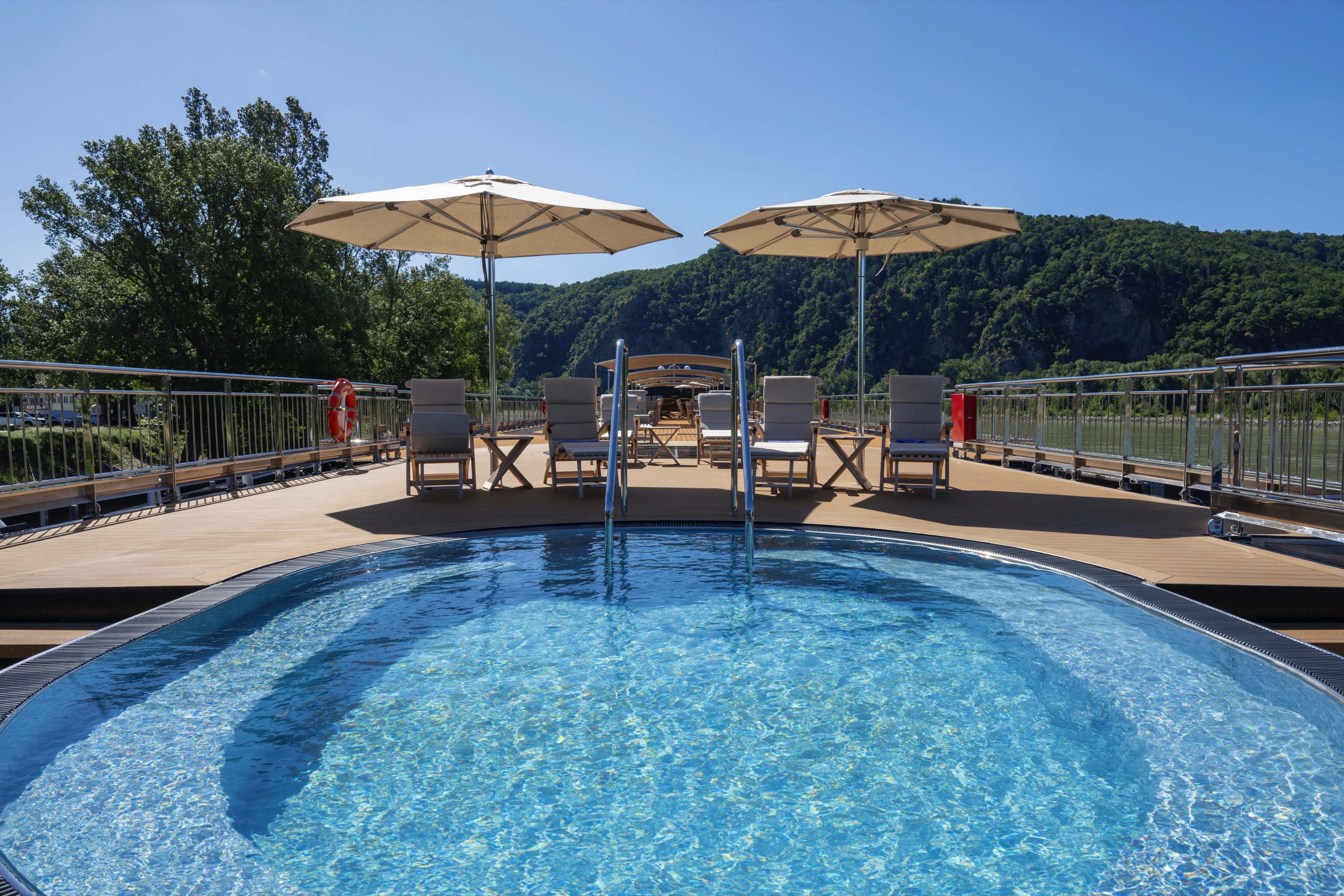 APT Solara - Swimming pool
